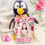 Lesepinguin | Undercover Bridesmaid – Das perfekte Durcheinander | Rezension | romantischer Liebesroman in England